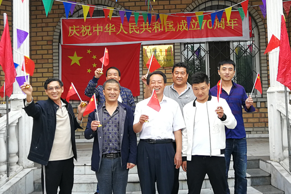 01吉尔吉斯坦分公司庆祝国庆小图